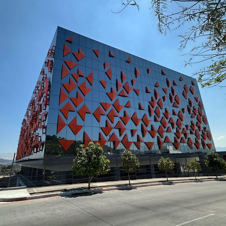 Oficinas flexibles en Torre Fuego, Villa Nueva Guatemala
